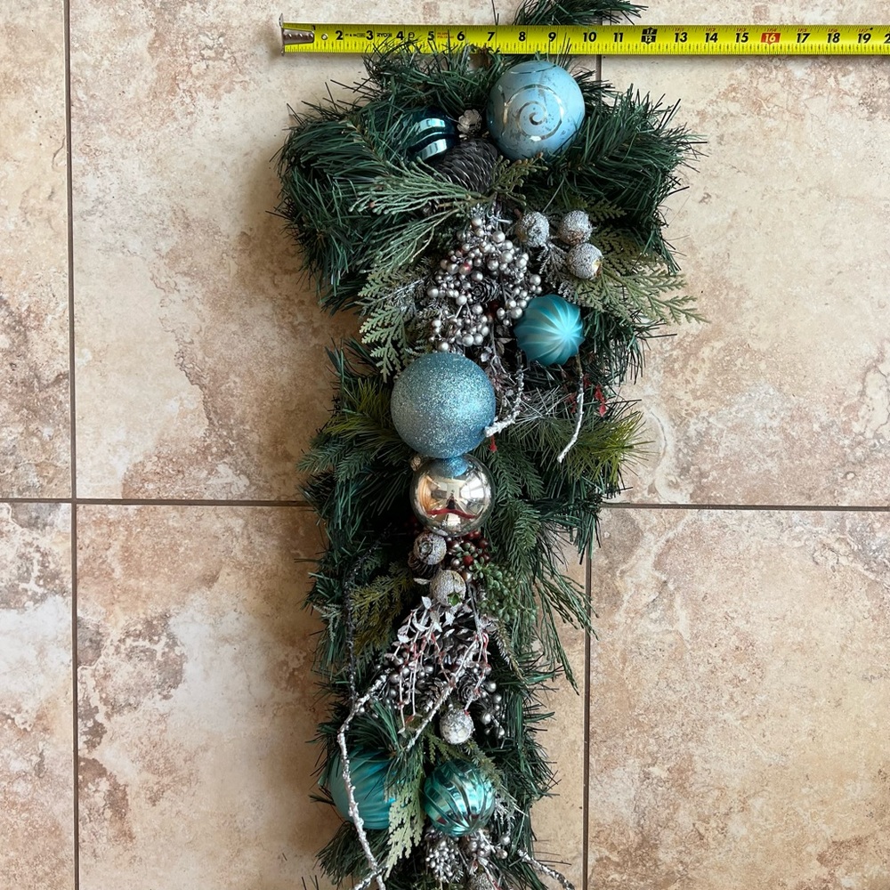 Outdoor door coach light decoration hanger Christmas decorations silver blue